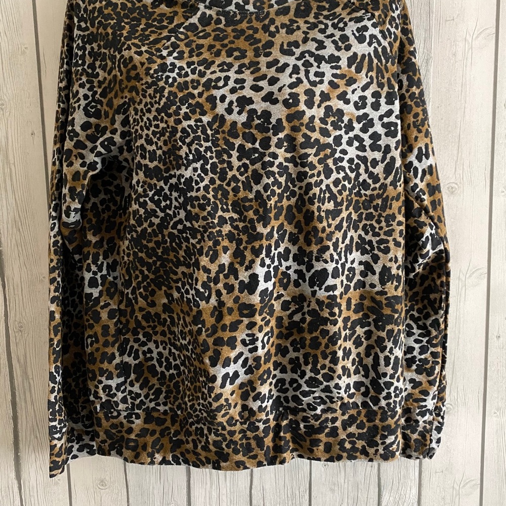 Long sleeve shirt